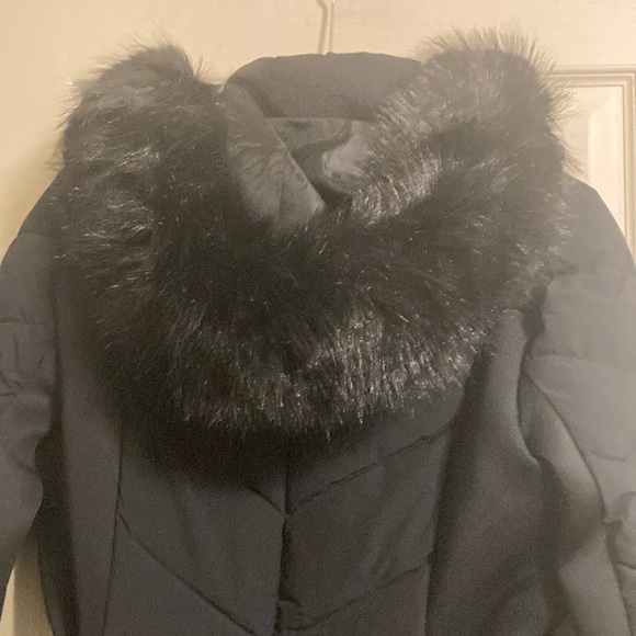 NWT Michael Michael Kors Women’s Belted Bibbed Hooded Puffer Coat - Black - Picture 9 of 16